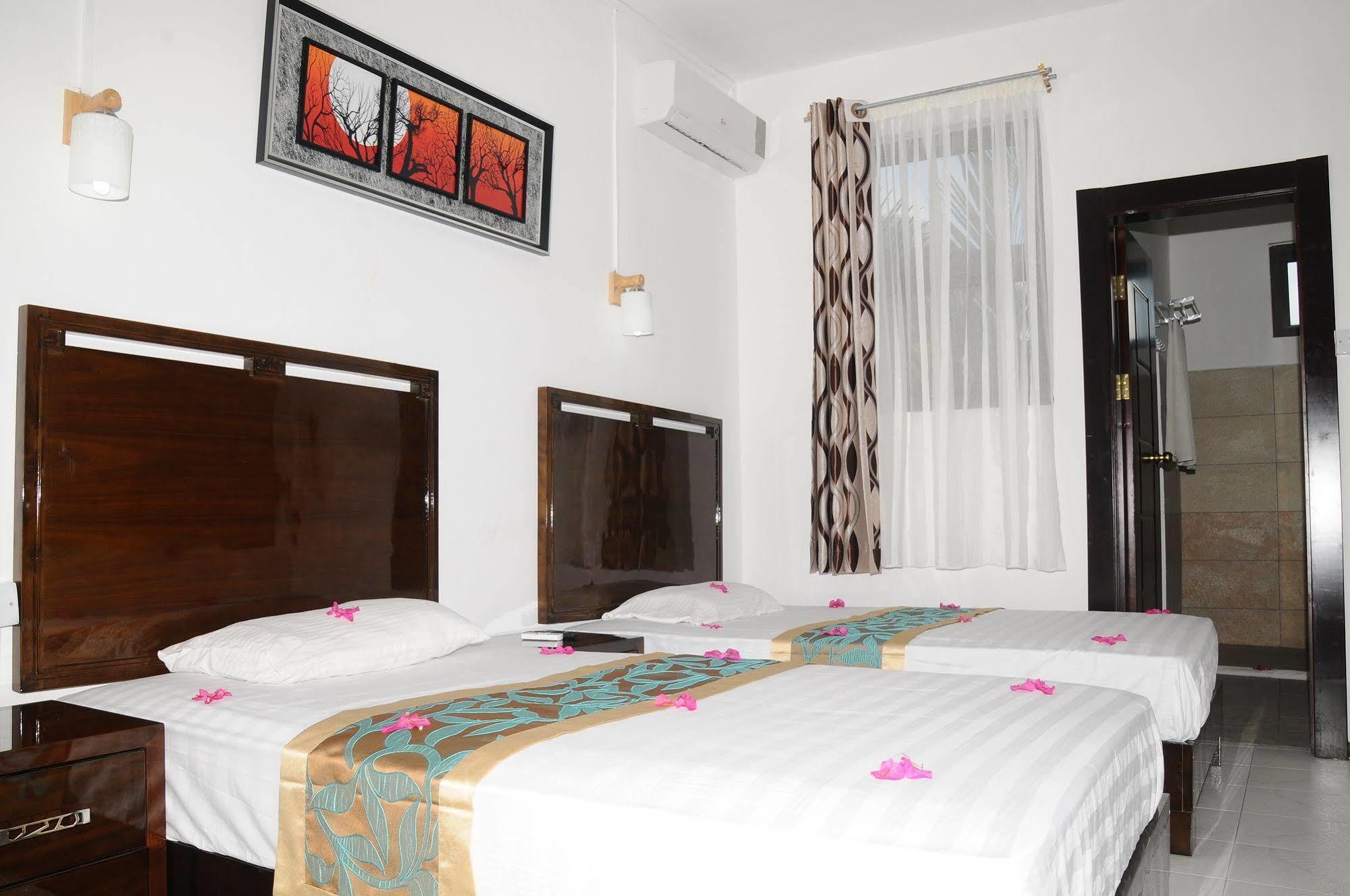 Le Flamboyant Hotel Port Mathurin Exterior foto